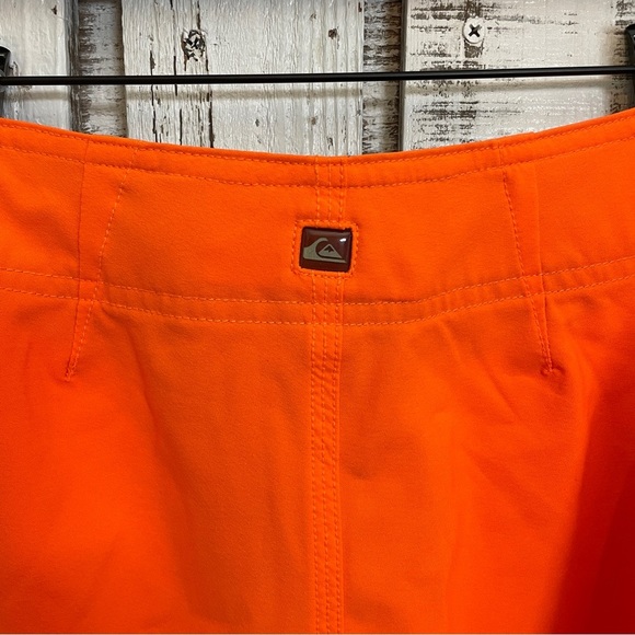 Quicksilver Swim Trunks Mens Size 29 Neon Orange Board Shorts Unlined Beach Pool - Picture 6 of 8